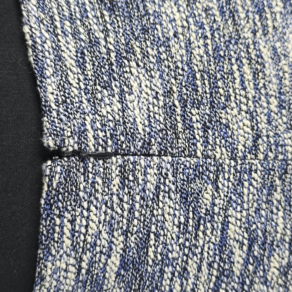 Ann Taylor Tweed Pencil Skirt in Blue, White, and Black Size 14 - Picture 5 of 5